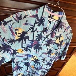 Short sleeve dress shirt